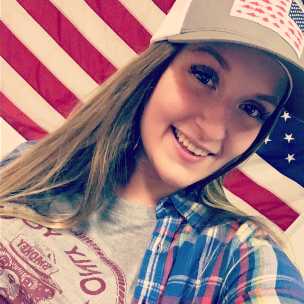 Meet your Posher, Summer